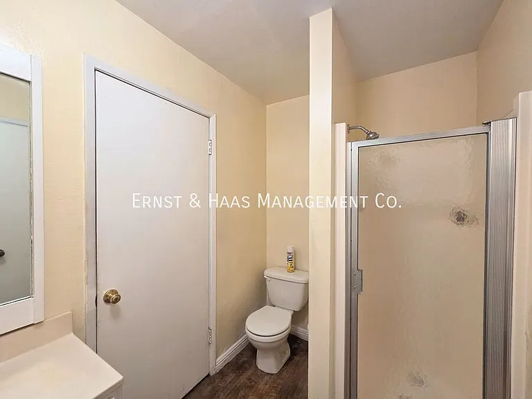 2080 Senasac Ave — Photo 23