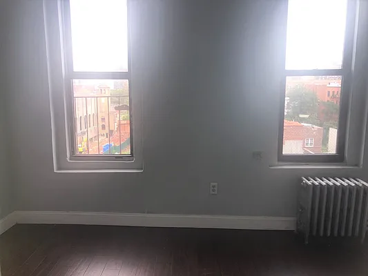 Rented by Clove Realty LLC | media 10