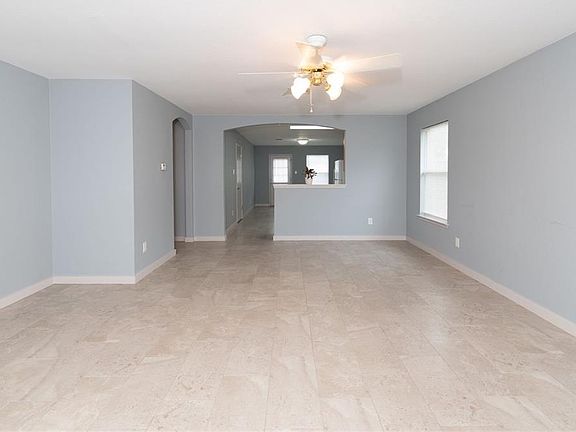 5th image of 215 Peaceful Haven Way