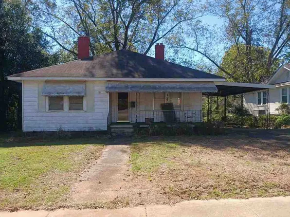 309 6th Ave, Thomaston, GA 30286