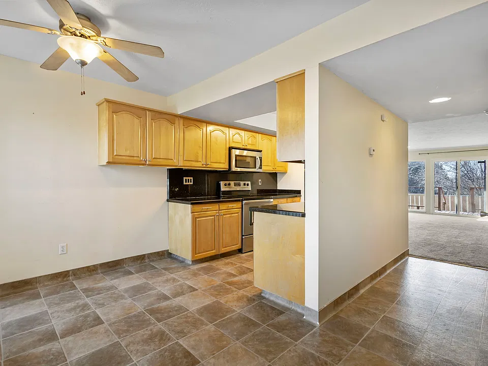 Kitchen and hall