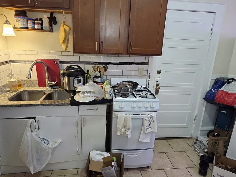 1912 Hennepin Ave S #2 — Photo 3