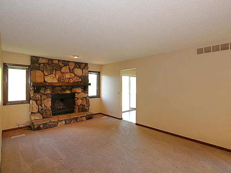 Large Living Room, Fireplace Hearth