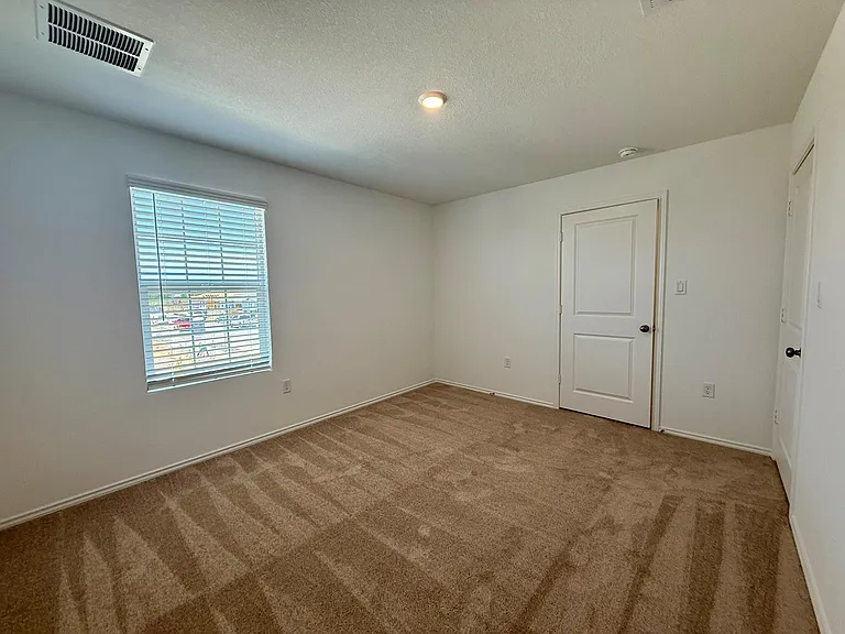 306 Camargue Dr — Photo 12