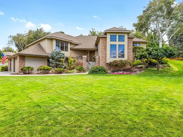 4010 S Morain Loop, Kennewick, WA 99337
