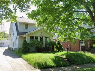 1298 Bellows St, Akron, OH 44301