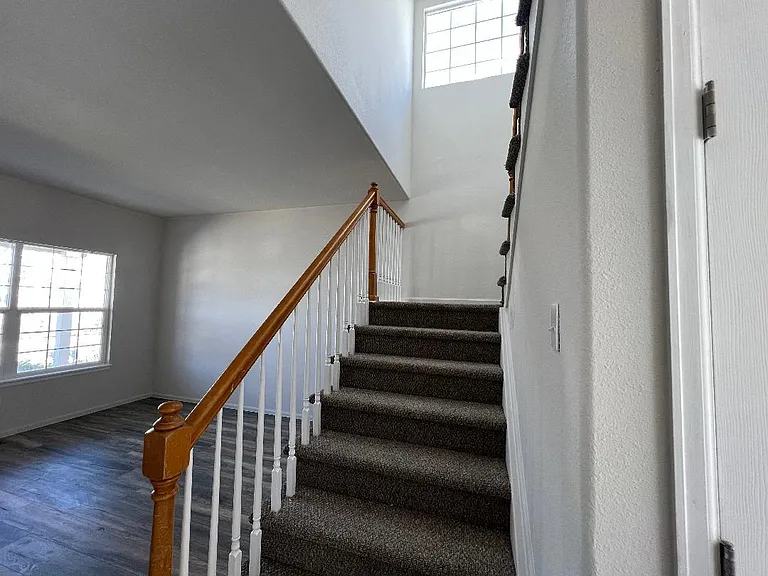 18226 E Lake Ave — Photo 9