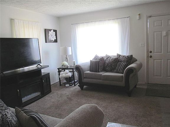 5th image of 3312 N Emerson Ave