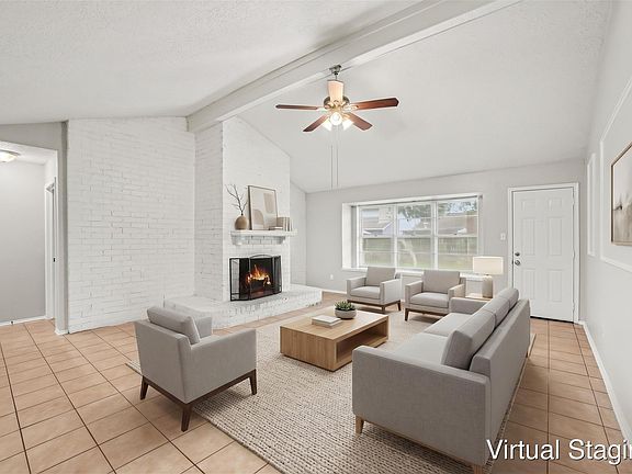 4th image of 10419 Gulfstream Ln