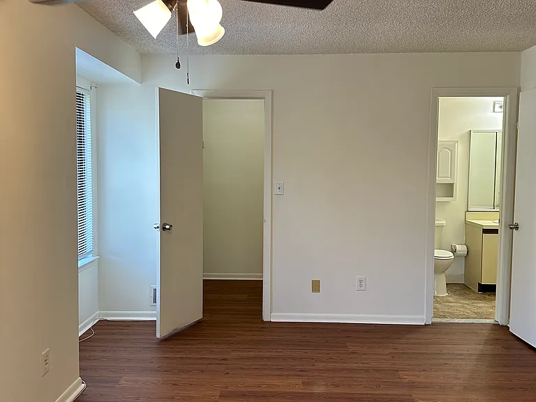 74 Park Gate Dr — Photo 45