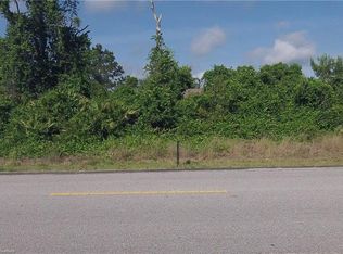 5233 Columbus Blvd, Sebring, FL 33872