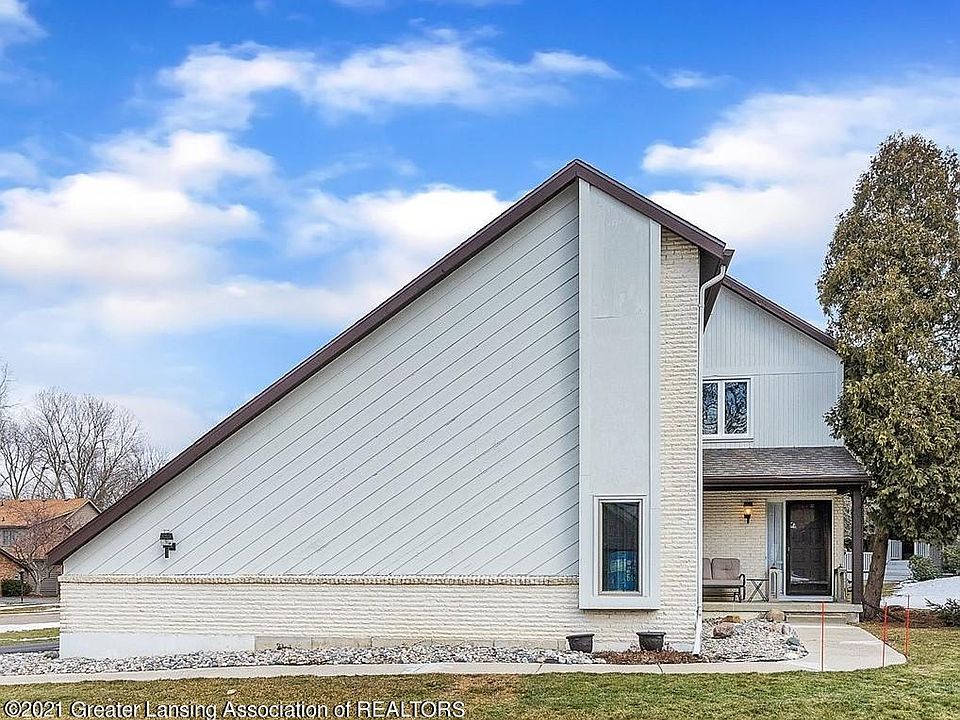 1st image of 2598 Woodhill Dr
