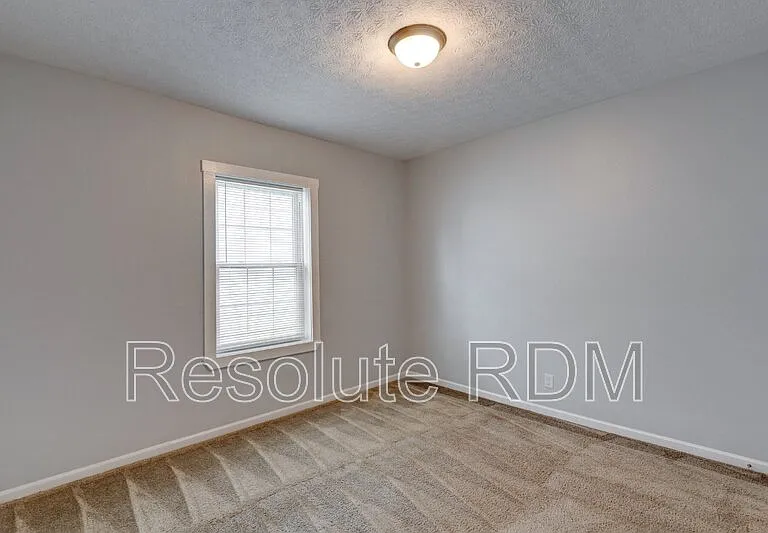 743 Cottage Ave — Photo 24