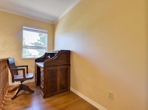 3 bedroom rental in Richmond — photo 24