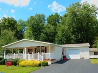 519 Conestoga Dr, Coatesville, PA 19320