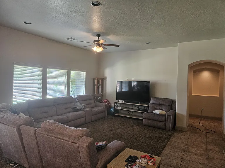 2909 E 3190 S — Photo 10
