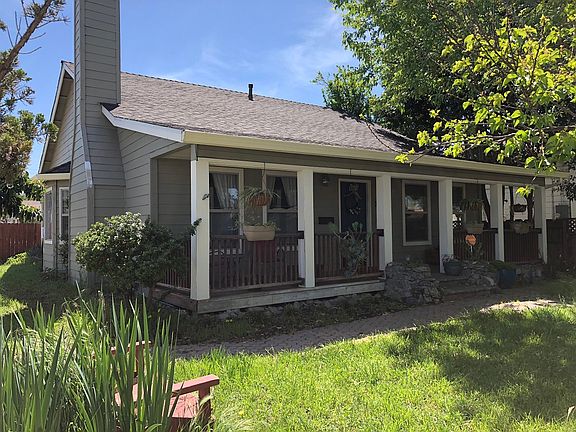 2nd image of 703 7th St