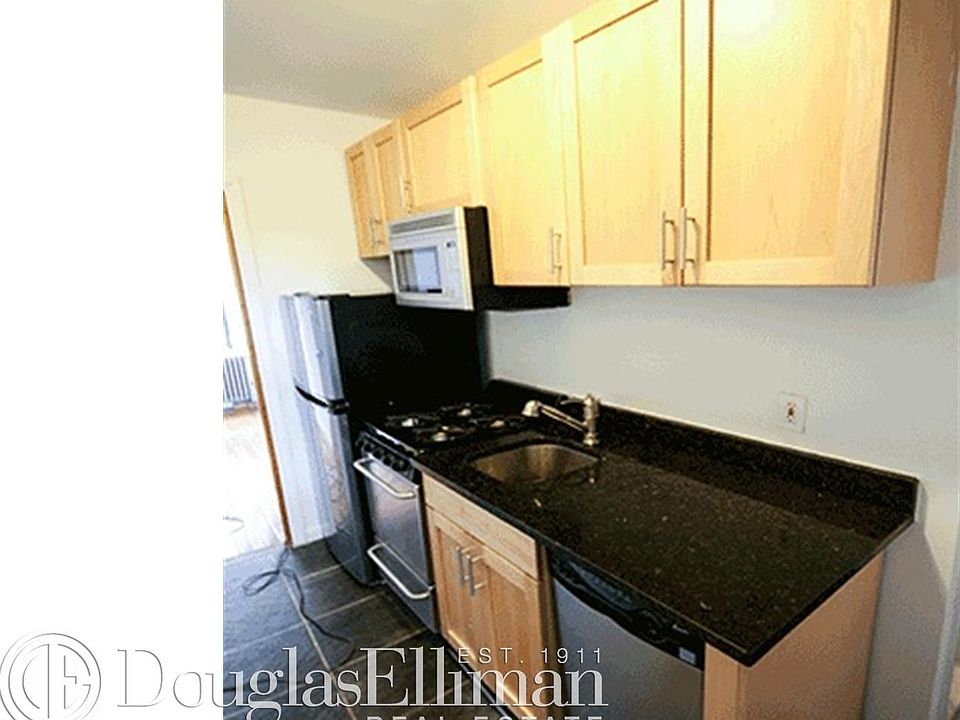 2nd image of 23 Jones St APT 13