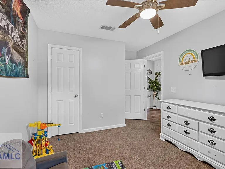 2550 Parkland Blvd — Photo 24