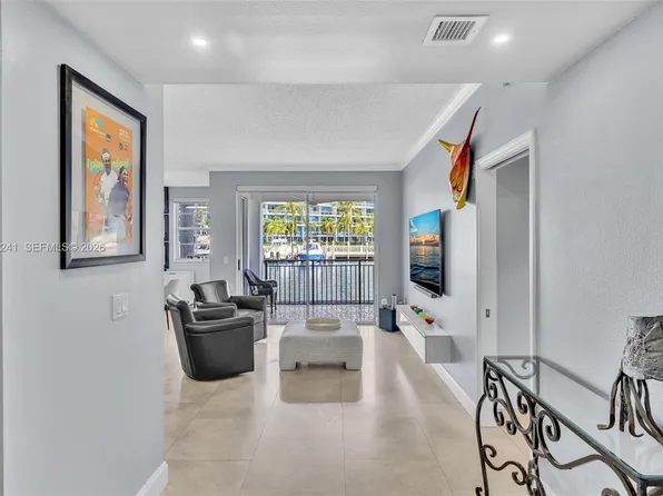 3125 NE 184th St APT 1102, Aventura, FL 33160