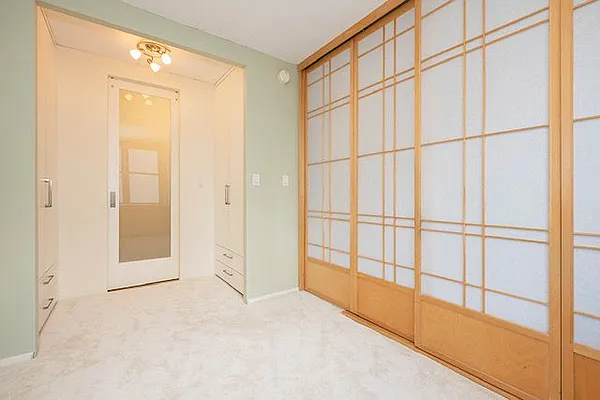 Sold by Owner | media 17