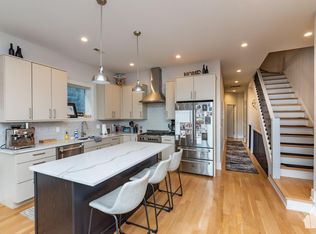 3049 N Clybourn Ave #3F, Chicago, IL 60618