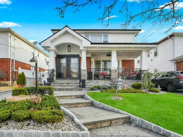 61 Kelvin Ave, Staten Island, NY 10306