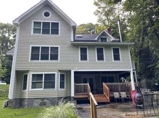 114 Willis Ave, Port Jefferson, NY 11777