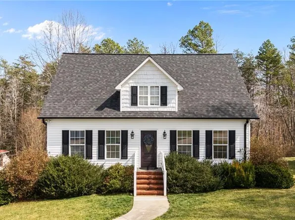 196 Elisha Creek Dr, Mocksville, NC 27028