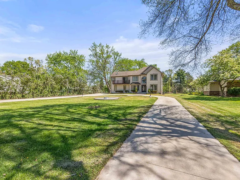 3129 Bendelow Rd — Photo 38
