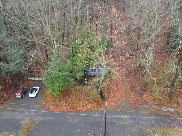 8017 N Maple Rd, Wolcott, NY 14590