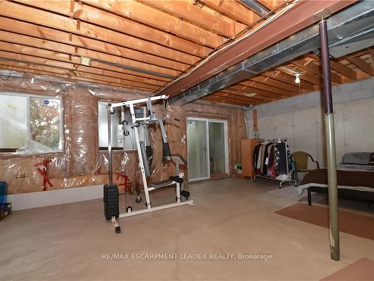 1132 Harrogate Dr — Photo 24