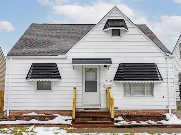7428 Ira Ave, Brooklyn, OH 44144