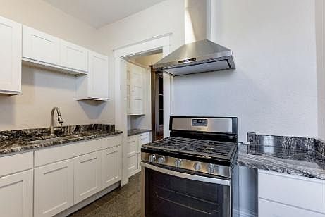 4th image of 2511 1st Ave S APT 4