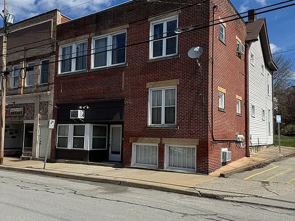 63 Race St, Manor, PA 15665