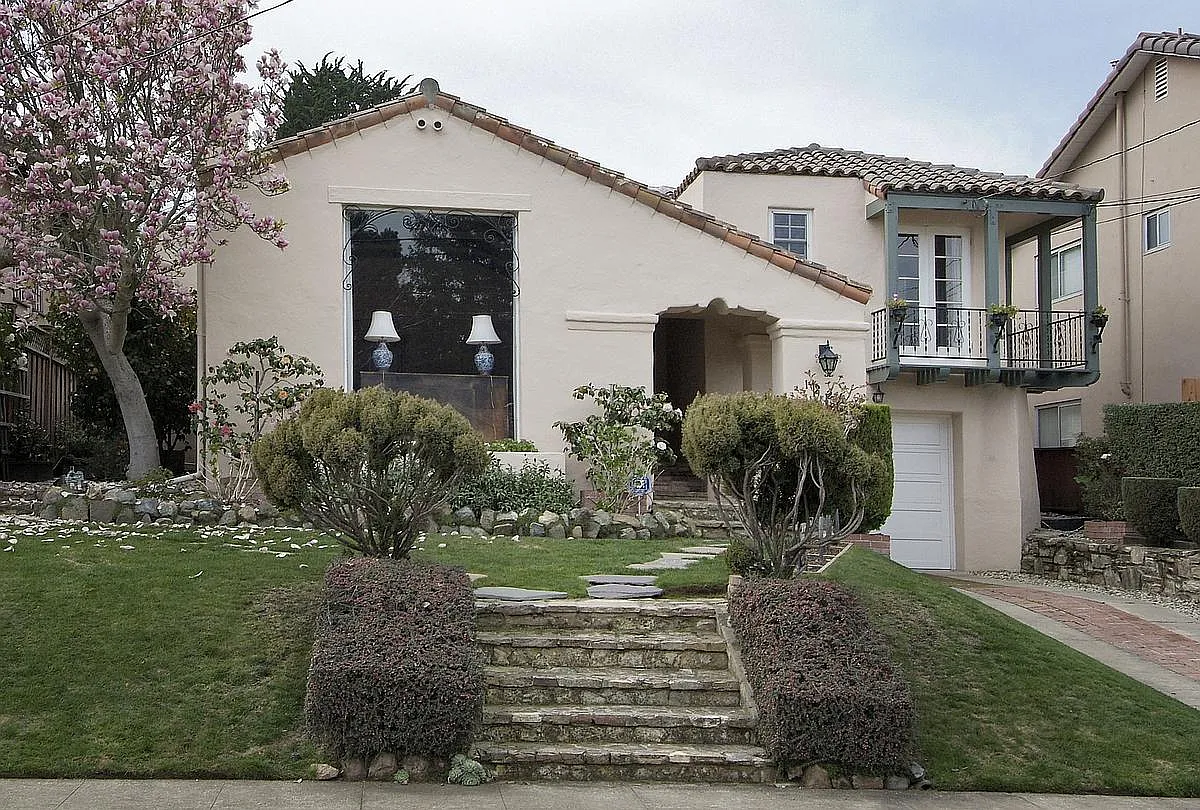 1226 Shafter St photo 1