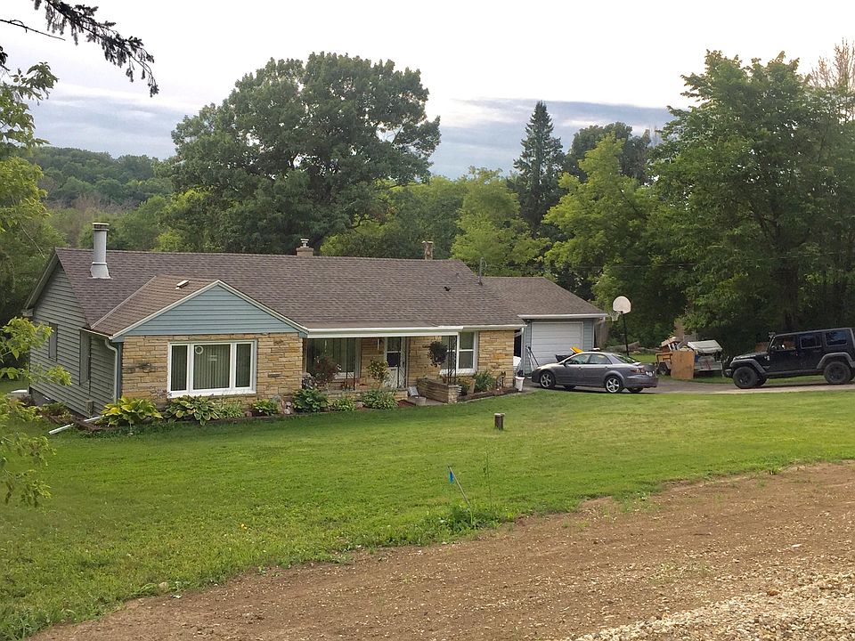 2nd image of 253 Shady Ln