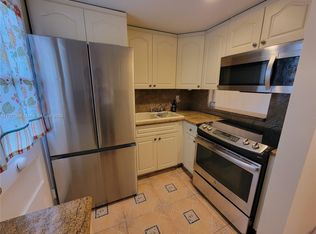 2903 Point East Dr APT K210, Aventura, FL 33160
