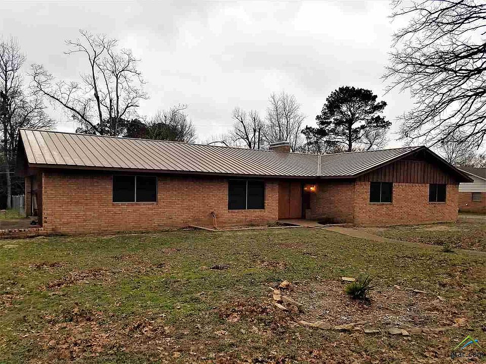 1st image of 216 Lisa Ln
