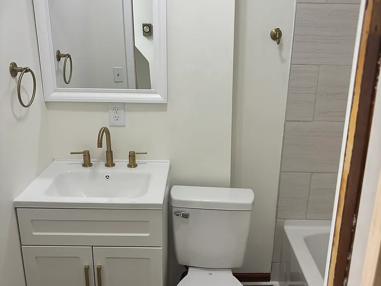 132 Riley St — Photo 12