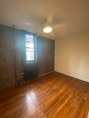 Rented by Oxford Property Group | media 40