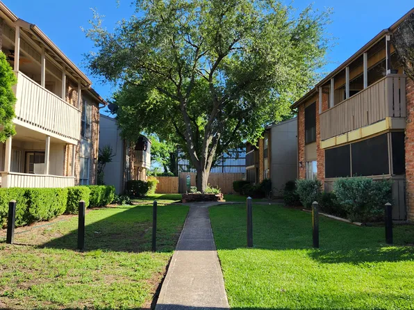 5665 Birchmont Dr APT H, Houston, TX 77091