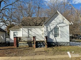 1511 N Douglas Ave, Springfield, MO 65803