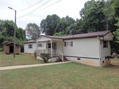 2940 Woodale Ct, Thomasville, NC, 27360