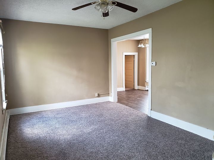 1st image of 24 Broadwater Ave Ste 4