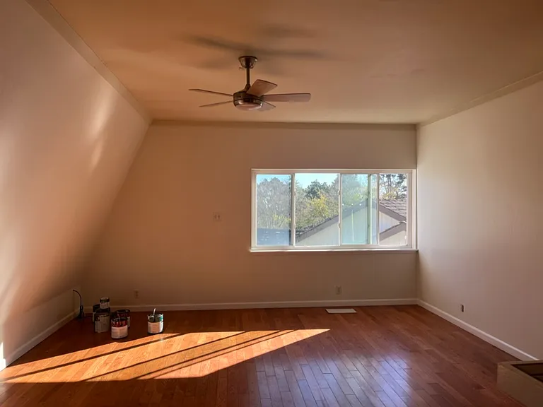 1150 James Pl #2 — Photo 2