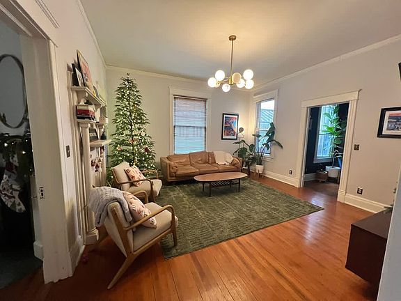 2nd image of 407 W Main St