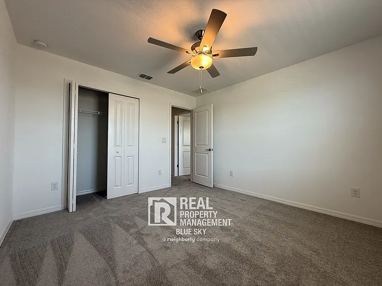 36590 Garden Wall Way — Photo 32