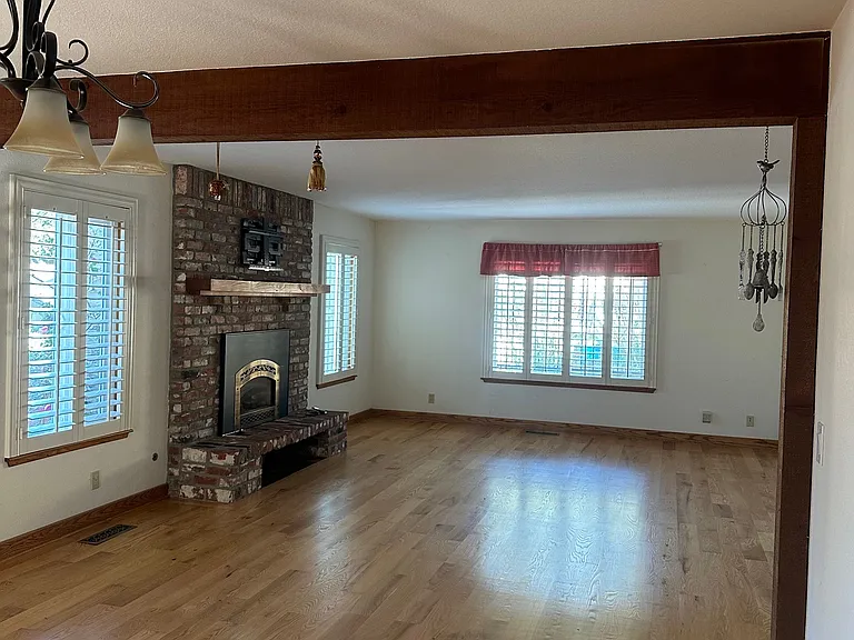 140 Travalini Ct — Photo 8