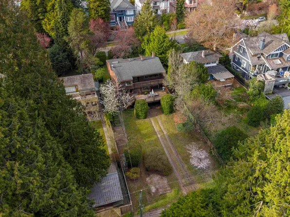 3956 W 38th Ave, Vancouver, BC V6N 2Y6